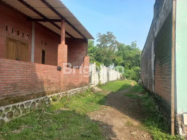 image RUMAH CLASSIC MINIMALIS 1 LANTAI SIAP HUNI KUTOREJO MOJOKERTO  (3)