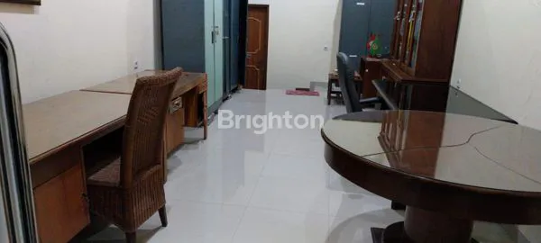 image RUMAH SIAP HUNI LOKASI BAGUS DAN STRATEGIS, MENJADI KOTA BISNIS, CILEDUG RAYA  (KOMPLEK PERUMAHAN PERDAGANGAN) KARANG TIMUR,  KEC. KARANG TENGAH, TANGERANG KOTA (4)