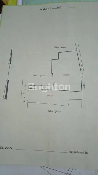 image RUMAH DENGAN TANAH YANG LUAS (1)