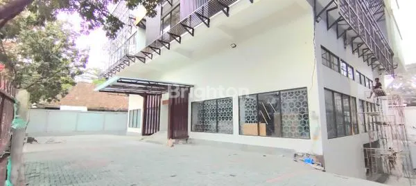 image GEDUNG PREMIUM 4 LANTAI LB=2.700 SHM DI PUSAT KOMERSIAL BANDUNG (1)