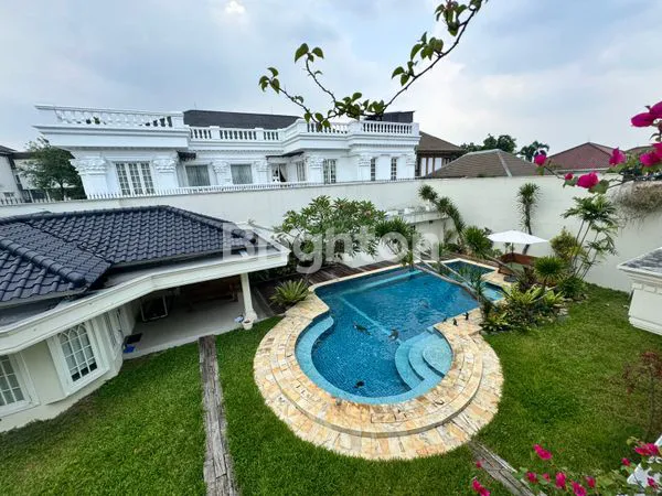 image RUMAH MEWAH , ASRI DAN STRATEGIS DEKAT CITOS CILANDAK (1)