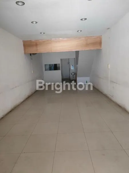 image RUKO 2LT LOKASI STRATEGIS COCOK UNTUK TEMPAT USAHA PANGLIMA AIM PONTIANAK TIMUR (2)