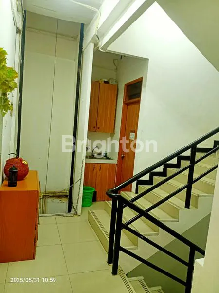 image RUKO SASTRA GRAHA DALAM KOMPLEK RUKO KEBON JERUK JAKARTA BARAT (6)