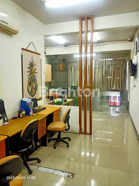 image RUKO SASTRA GRAHA DALAM KOMPLEK RUKO KEBON JERUK JAKARTA BARAT (2)