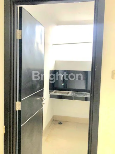 image GEDUNG PREMIUM LB=721, 4 LANTAI & BANGUNAN HERITAGE (GOLONGAN C) (4)