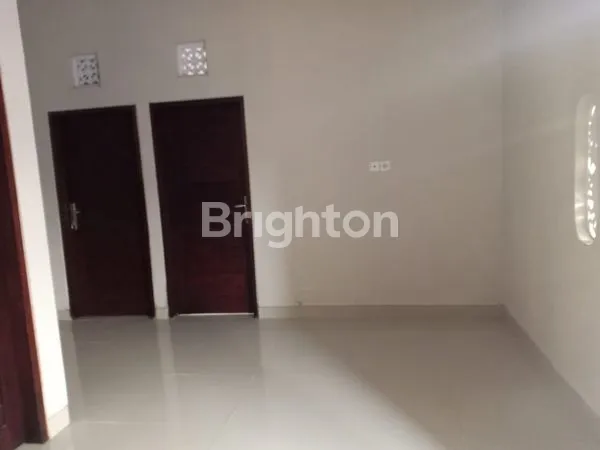 image RUMAH SHM 3 KAMAR DI KEDIRI, AKSES STRATEGIS KE BYPASS SOEKARNO (2)