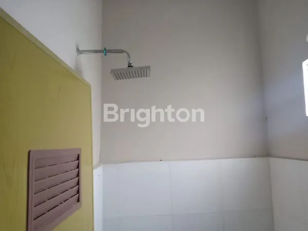 image RUMAH SHM 3 KAMAR DI KEDIRI, AKSES STRATEGIS KE BYPASS SOEKARNO (6)