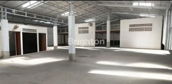 image GUDANG KOMERSIAL 1196M² DI KOTAGEDE, BEBAS BANJIR, SHM LENGKAP (7)
