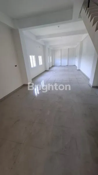 image RUKO PREMIUM 4 LANTAI STRATEGIS DI JALAN SOEKARNO HATTA BALIKPAPAN (3)