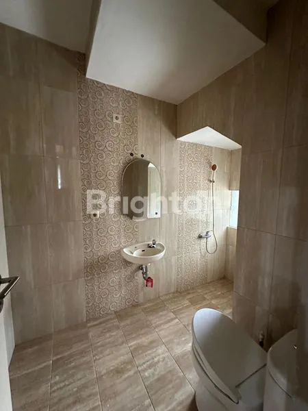 image RUMAH HOOK KOTA WISATA (4)