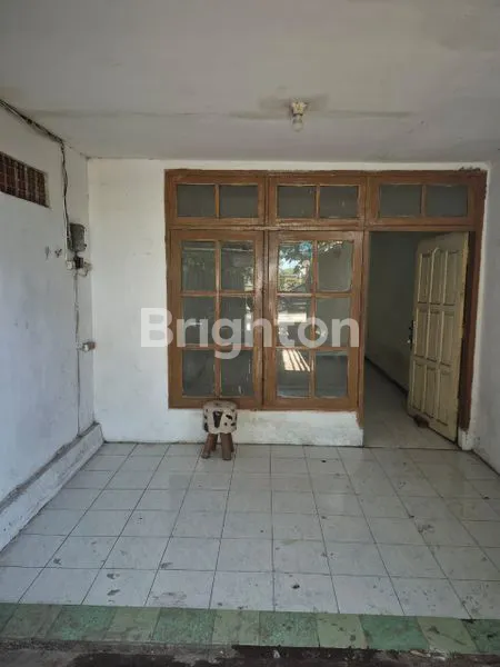 image RUMAH TOKO SIAP HUNI HALAMAN LUAS COCOK SEGALA USAHA (3)