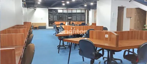 image INVESTASI USAHA+GEDUNG 3 LANTAI STRATEGIS, 3 MENIT KE UNPAD (6)