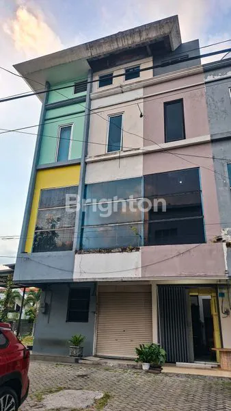 RUKO NGAGEL MINIMALIS STRATEGIS ROW JALAN 3 MOBIL