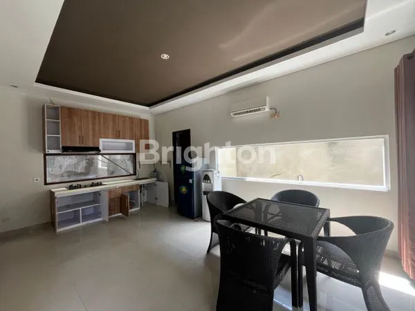 image VILLA 3 BEDROOM DENGAN HALAMAN LUAS DI LEGIAN KUTA (4)