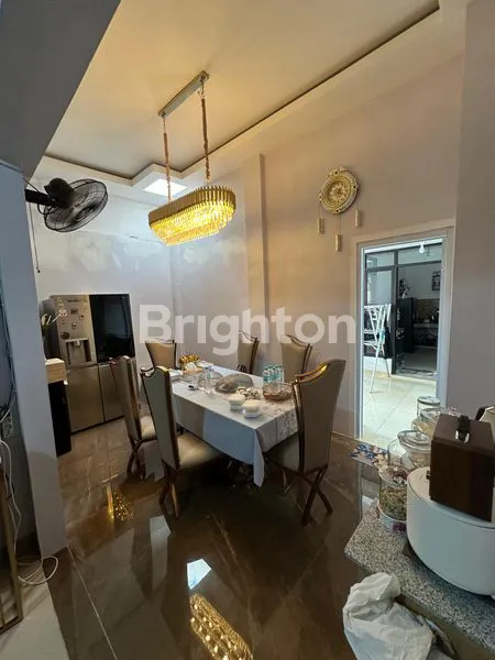 image DIJUAL – RUMAH MEWAH 2 LANTAI DI KOMPLEK BBD  CIMANGGIS DEPOK (3)