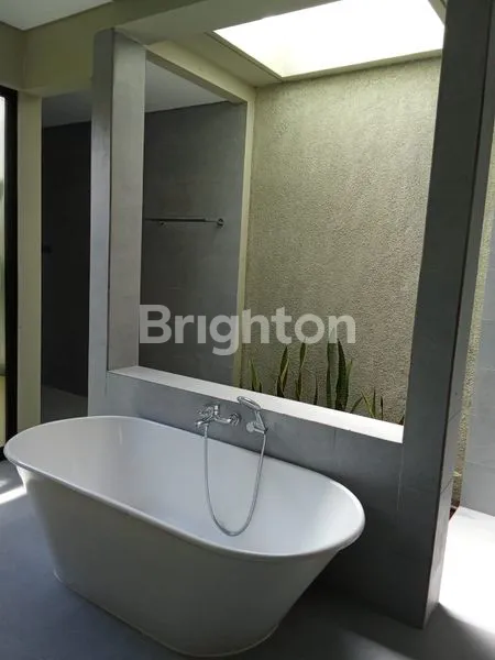 image AVAILABLE 2 BEDROOM VILLA DALAM KOMPLEK SECURITY 24 JAM DI MUNGGU BADUNG (6)