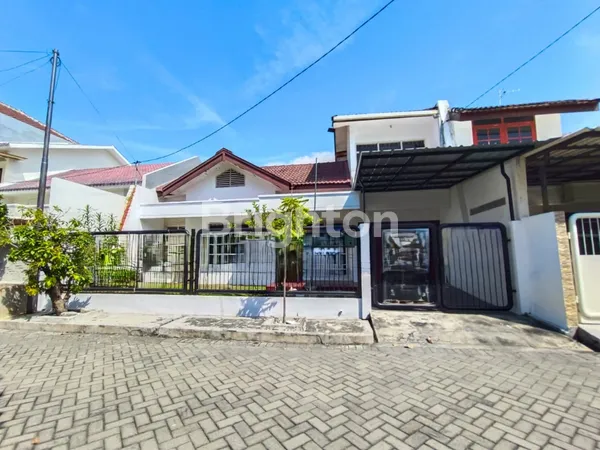 image DIJUAL RUMAH KLAMPIS SEMOLO TIMUR AREA SUKOLILO DEKAT RAYA MERR MANYAR NGINDEN SURABAYA (1)