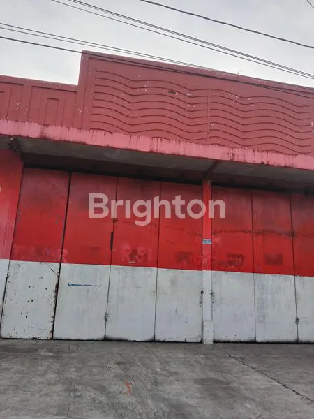 image GUDANG STRATEGIS 700M² DI JALAN MT. HARYONO, LT 2800M² (1)