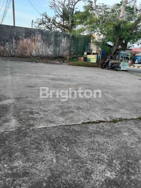 image GUDANG STRATEGIS 700M² DI JALAN MT. HARYONO, LT 2800M² (2)