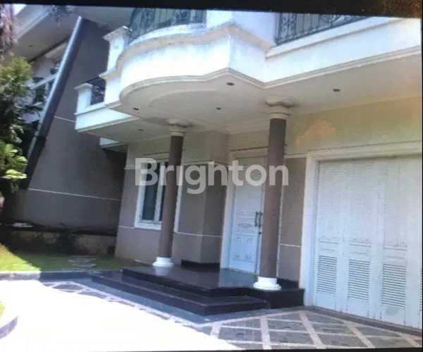 image RUMAH CLASSIC DARMO HILL FULL MARMER TATANAN LOS (2)