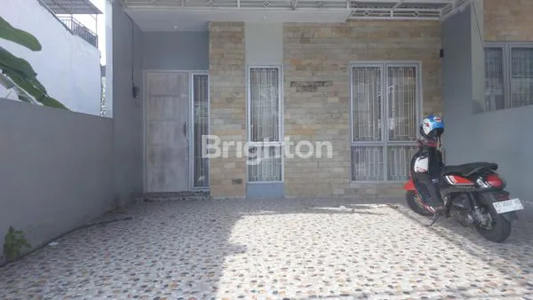 image RUMAH 2 LANTAI SIAP HUNI DI REGENCY COSTARICA BALIKPAPAN (1)