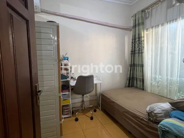 image RUMAH MEWAH 2 LANTAI 5KT DI VILLA MUTIARA BOGOR, SHM & KPR (3)