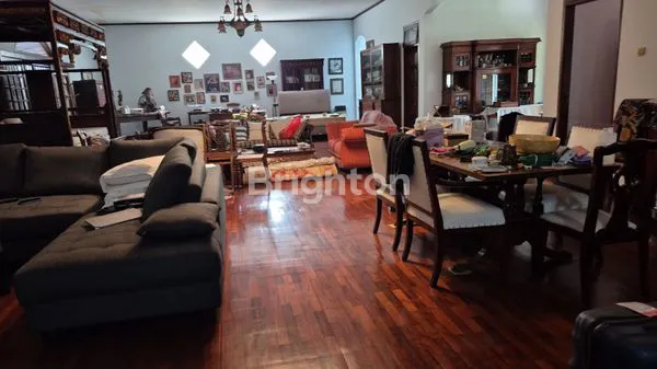 image RUMAH MEWAH 3 KT 895M² DI TAPOS, HALAMAN SUPER LEGA (2)