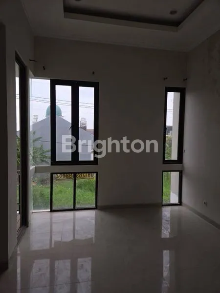 image HUNIAN NYAMAN ROW JALAN LEBAR RUMAH PONDOK TJANDRA  (4)