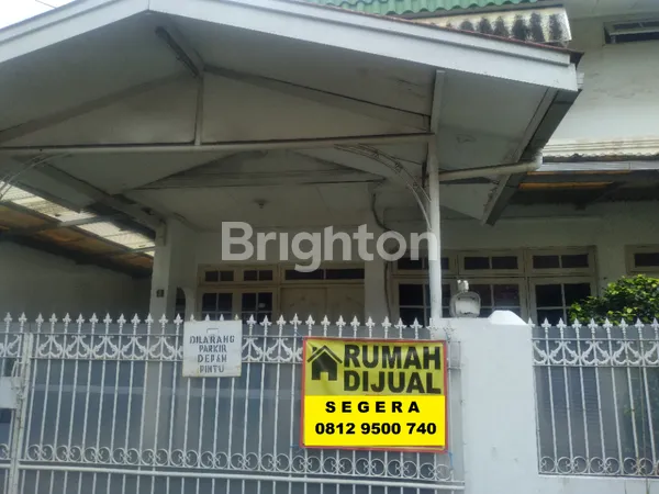 image RUMAH SIAP HUNI DEKAT TIPTOP DAN AREA KULINER STRATEGIS EKONOMIS JUAL SEGERA (1)