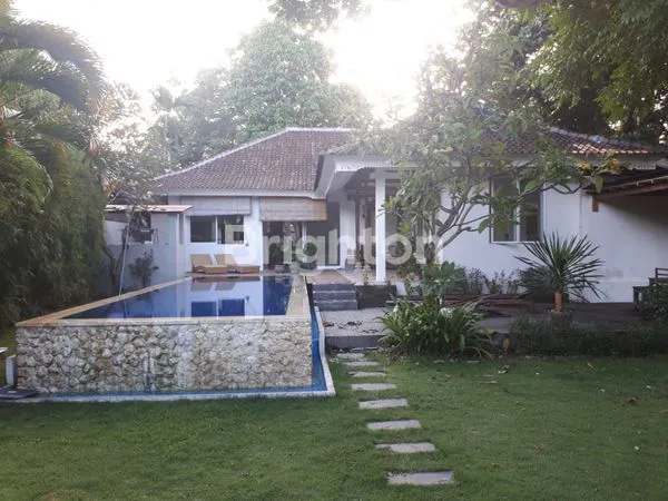 image VILLA IN THE HEART OF SANUR (5)