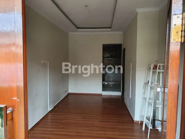 image RUMAH ASRI LOKASI STRATEGIS (5)