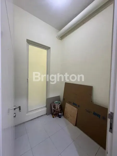 image RUMAH FULL 2 LANTAI DI NORTH WEST PARK PAKAL SURABAYA BARAT (4)