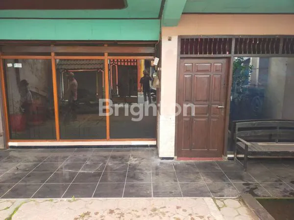 image RUMAH LUAS 247M² DI SINGONEGARAN DEKAT PASAR PAHING (2)