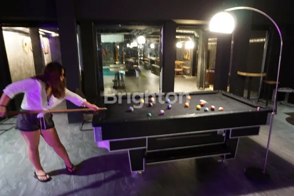 image EX HOSTEL & RESTO BAR DI JL. RAYA SEMINYAK (2)