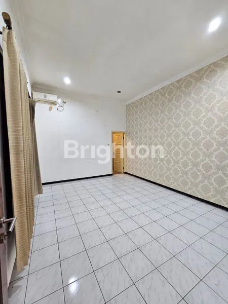 image SIAP HUNI RUMAH SURABAYA BARAT SIMPANG DARMO PERMAI SELATAN (5)