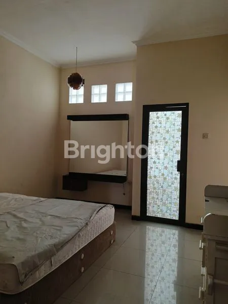 image RUMAH BAGUS 2 LANTAI, SIAP HUNI - DEKAT JAVA MALL SEMARANG TIMUR (8)