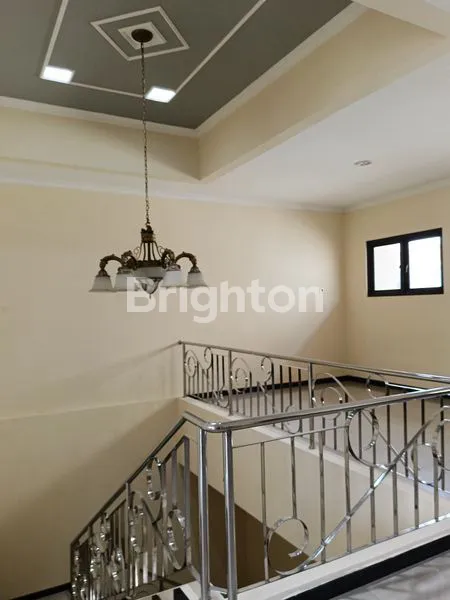 image RUMAH BAGUS 2 LANTAI, SIAP HUNI - DEKAT JAVA MALL SEMARANG TIMUR (6)