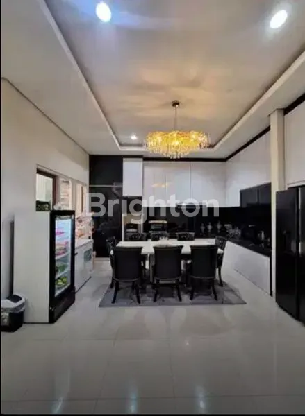 image RUMAH MEWAH ISTIMEWAFULL FURNISH GAJAH MUNGKUR  (5)