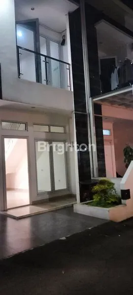 image RUMAH CLUSTER MODERN 2 LANTAI STRATEGIS DEKAT PASKAL HYPERSQUARE (1)