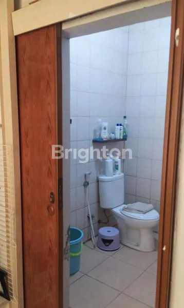 image RUMAH CLUSTER 2 LANTAI SEMI-FURNISHED DI CENGKARENG, SHM (6)