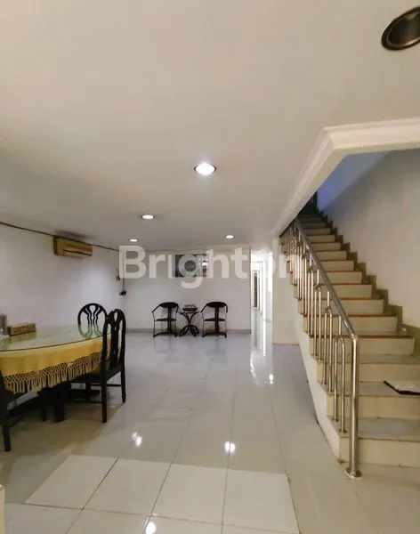 image RUMAH DI JUAL DI TAMAN COSMOS DURI KEPA JAKARTA BARAT (4)