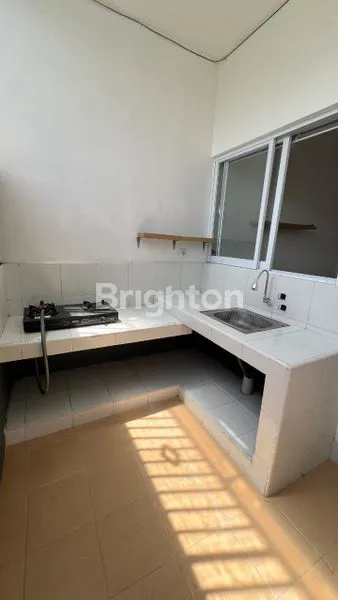 image RUMAH DISEWAKAN FULLY FURNISHED LOKASI STRATEGIS DI RENON (8)