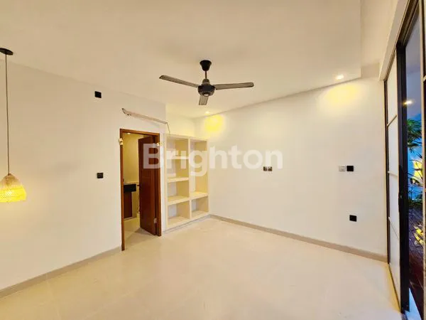 image FOR RENT VILLA IN PERERENAN BEACH STREET (4)