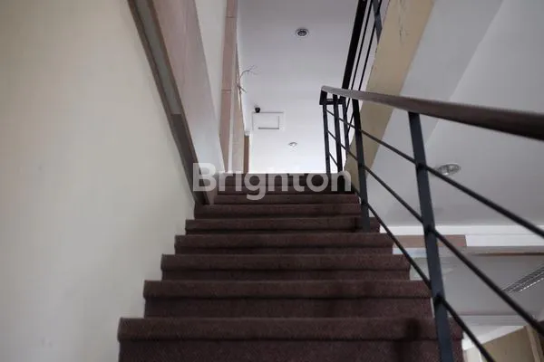 image RUKO V POINT 3 LANTAI LOKASI PREMIUM (3)