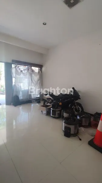 image RUMAH MEWAH DI RAYA KUPANG BARU (1)