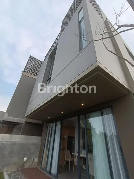 image CLUSTER MEWAH 3 LANTAI PREMIUM DI GOBAH THAMRIN - SHM READY (8)