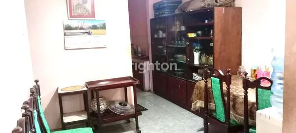 image RUMAH USAHA KOS 7 PINTU + WARUNG DI KEBON JERUK STRATEGIS (5)