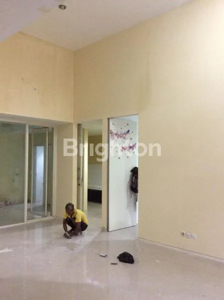 image SOMERSET CITRALAND 1 LANTAI SIAP TEMPATI TERAWAT (3)