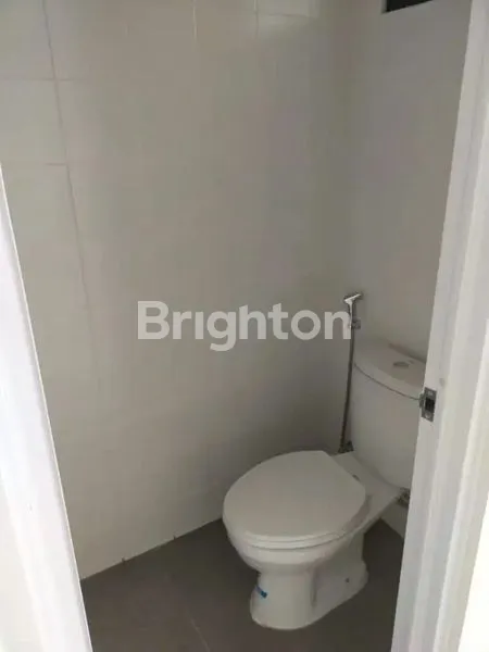 image RUKO TABESPOT VANYA PARK 3 LANTAI SANGAT BAGUS DI KAWASAN YANG STRATEGIS DAN TERUS BERKEMBANG DI BSD TANGERANG BANTEN (6)