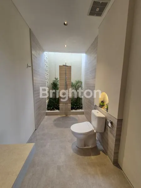 image LUXURY VILLA 2BR FULLY FURNISHED, VIEW SAWAH DEKAT PANTAI MUNGGU (6)
